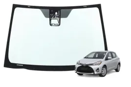 szyba-czolowa-toyota-yaris-2017-kamera-sensor