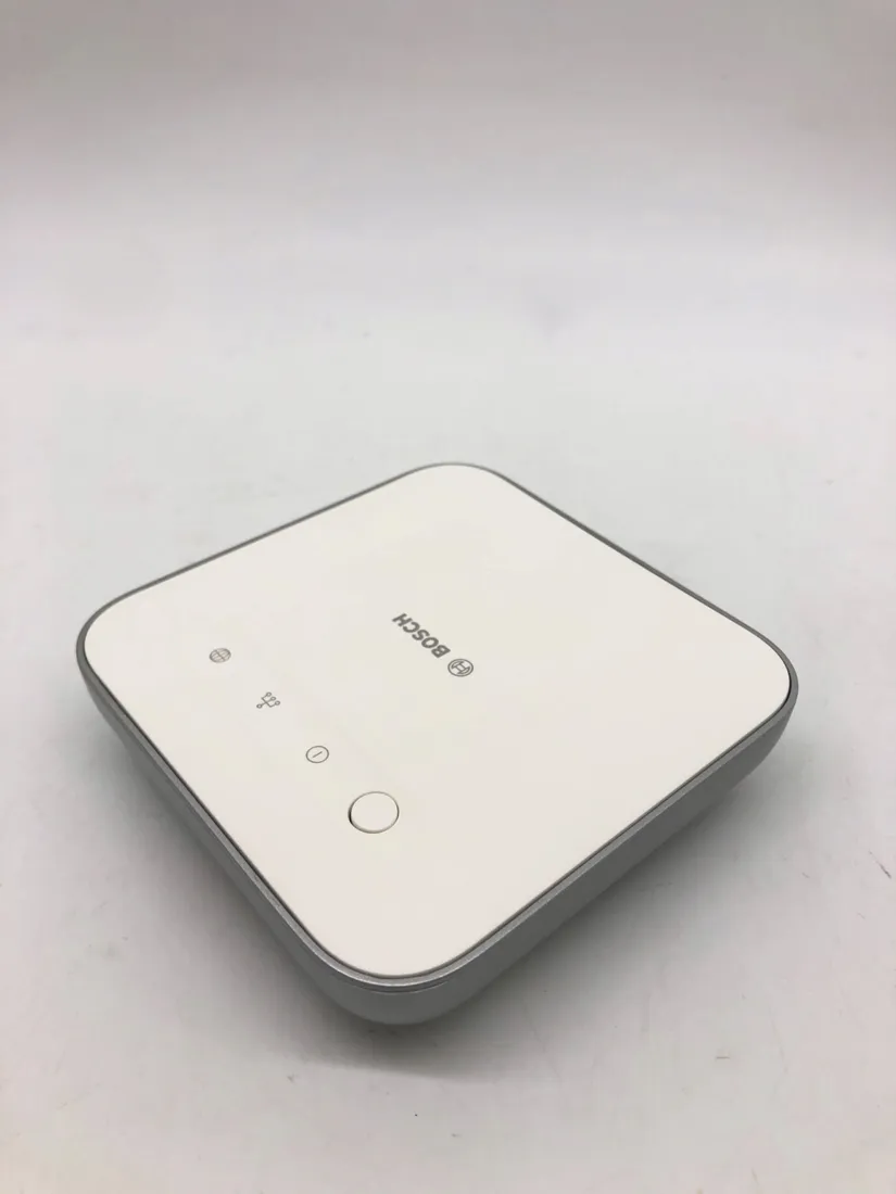 centrala-sterujaca-bosch-smart-home-controller-ii-stan-powystawowy