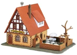 faller-130314-h0-the-crown-inn