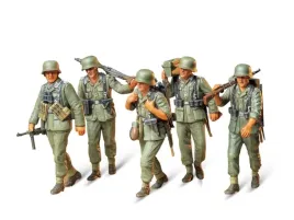 tamiya-35184-german-machine-gun-crew-on-manouevers-1-35-multicolor-1-35