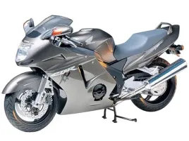 tamiya-14070-honda-cbr-1100xx-s-blackbird-1-12-motorbike-model-kit