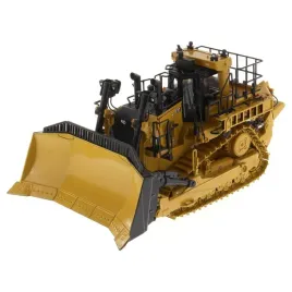 caterpillar-diecast-masters-85711-cat-d10yellow-8-25-inches-l-x-4-25-i