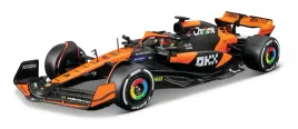 bburago-f1-formula-1-mclaren-mcl38-2024-with-helmet-piastri-1-24-scale