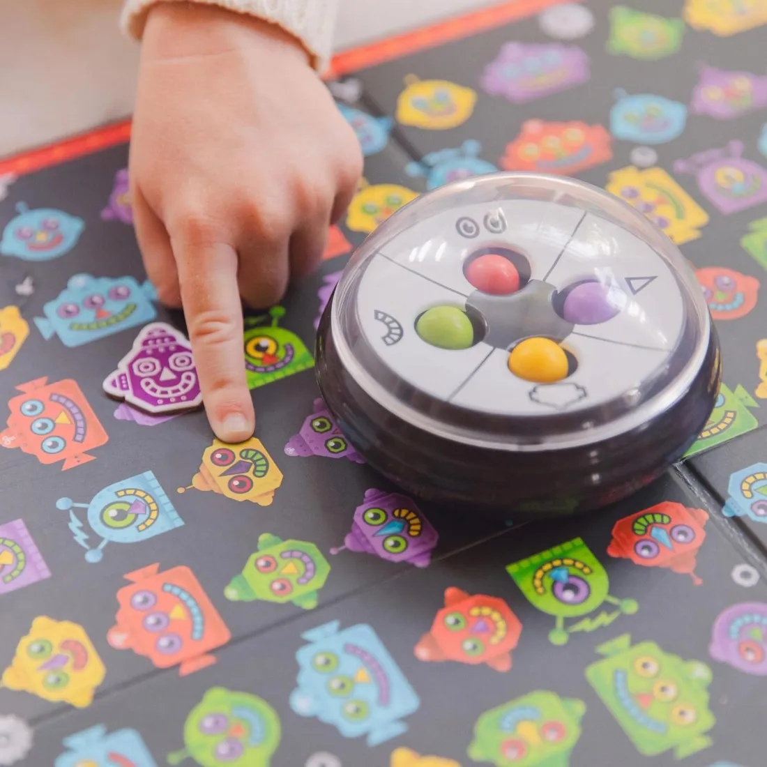 learning-resources-robot-face-race-fast-paced-multicoloured-one-size