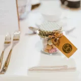 small-wedding-stamp-weiss-wiek-dziecka-10-lat
