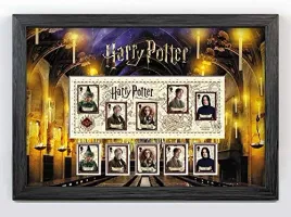 harry-potter-framed-hogwarts-souvenir-sheet-from-royal-mail-n3155