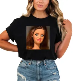 koszulka-disgusted-doll-face-meme-mem-damska-nadruk-smieszna-twarz-lalka-s-bawelniany-tshirt-czarny-okragly-dekolt-krotki-rekaw