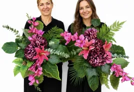 duza-wiazanka-stroik-bukiet-sztuczne-kwiaty-lilie-chryzantemy-na-cmentarz-kompozycja-nagrobna-dekoracja-pomnika-ozdoba-grobu-100-cm