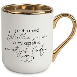 kubek-bialy-prezent-dla-nauczyciela-trzeba-miec-wielkie-serce-mix-wzory-ceramiczny-330-ml-opakowanie-upominkowe