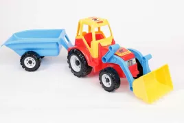 traktor-z-ladowarka-i-przyczepa-model-091