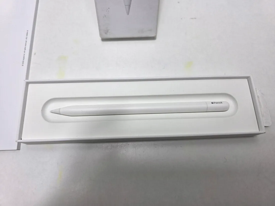 apple-rysik-pencil-usb-c