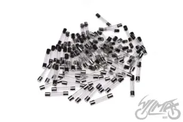 bezpiecznik-ladowania-skuter-15a-6x30mm-opk-100szt