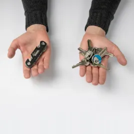 key-aider-froster-organizer-do-kluczy-jak-scyzoryk
