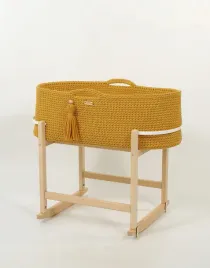 kosz-mojzesza-boho-handmade-z-kolyska-musztardowy