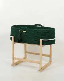 kosz-mojzesza-boho-handmade-z-kolyska-butelkowa-zielen