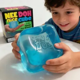 kostka-antystresowa-needoh-nice-cube-holograficzna-zabawka-sciskana-squishy-bialy-kauczuk-wiek-3-m