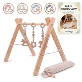 stojak-edukacyjny-gimnastyczny-baby-gym-drewniany-3-zawieszki-muminky-bezowy-drewno-karton-sznurek-tkanina-wiek-0