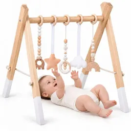 drewniany-stojak-edukacyjny-baby-gym-z-5-zawieszkami-dla-niemowlat-za6490-drewno-wiek-0
