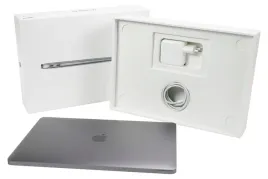 apple-macbook-air-a2337-13-3-m1-8or256-gb-retina-mac-os-box-zasilacz-kabel