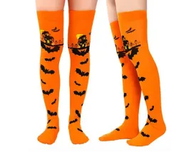 ponczochy-zakolanowki-pomaranczowe-motyw-halloween-z-nietoperzami-na-im