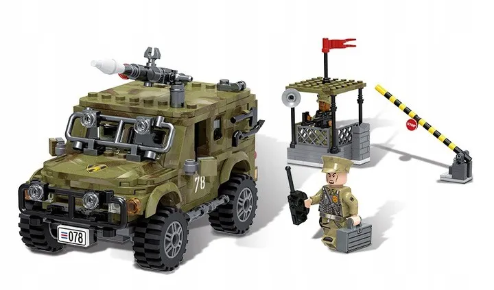 klocki-jeep-bohater-brak