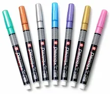 sakura-permapaque-markery-7-kol-metallic