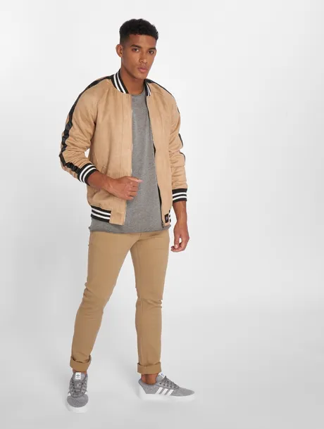 classico-dark-beige-dekolt-okragly