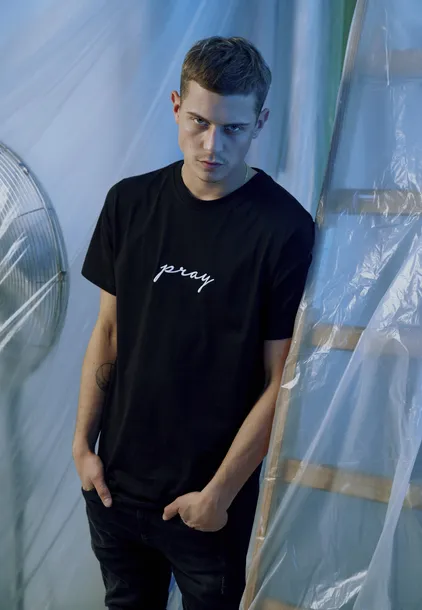 pray-emb-black-stan-nowy