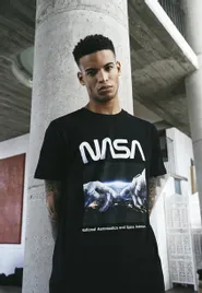 nasa-astronaut-hands-black