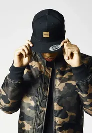 camo-basic-bomber-wood-camo