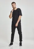 oversized-black-material-dominujacy-bawelna