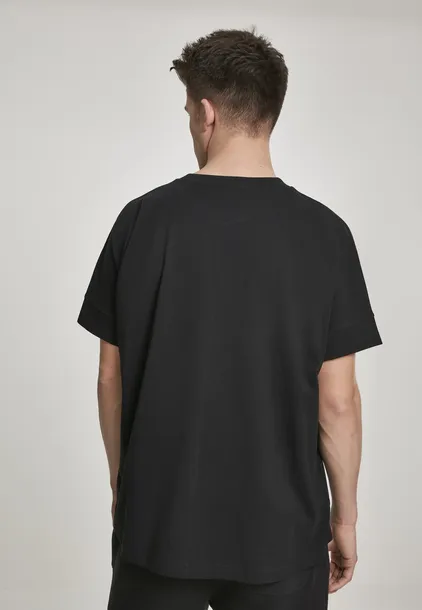 oversize-cut-on-sleeve-black-stan-nowy