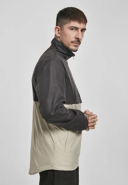 stand-up-collar-pull-over-black-concrete-marka-inna