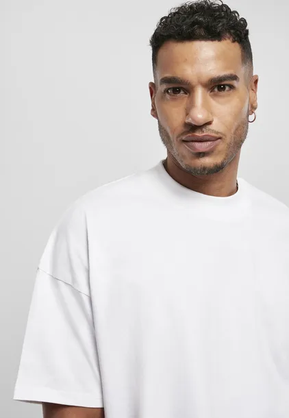 t-shirt-oversized-mock-neck-white-material-dominujacy-bawelna