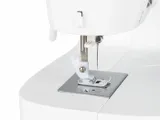 maszyna-do-szycia-singer-m320l-biala-marka-singer