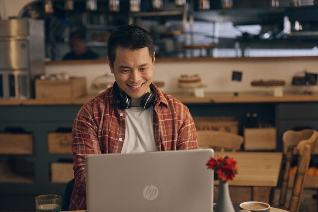 laptop-hp-15-intel-8-256gb-ssd-dotykowy-win10