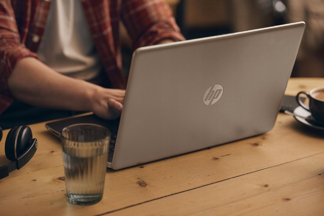laptop-hp-15-intel-8-256gb-ssd-dotykowy-win10