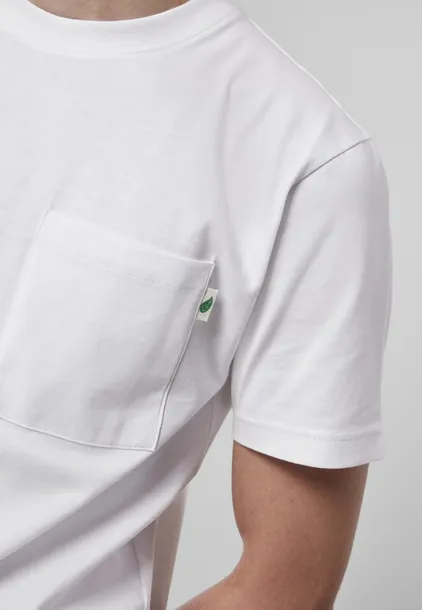 organic-cotton-basic-pocket-white-material-dominujacy-bawelna