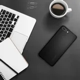 etui-spigen-liquid-armor-iphone-7-czarny-043cs20525-material-tworzywo-sztuczne