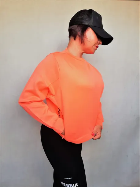 4f-bluza-damka-krotka-bld037-rozmiar-l-wzor-dominujacy-napisy