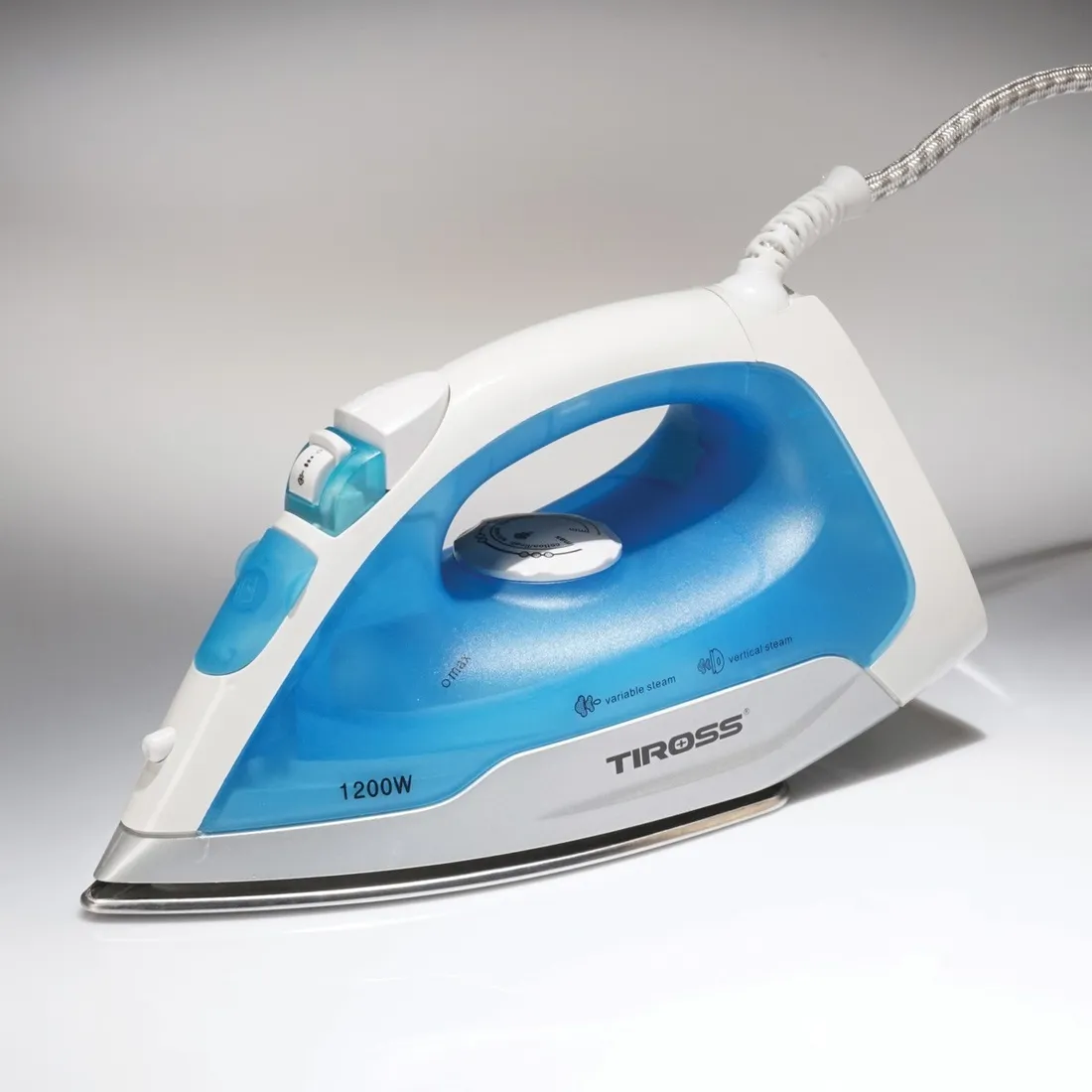 zelazko-tiross-ts-526