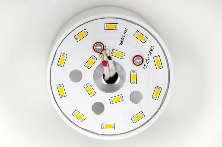 lampa-wiszaca-eye-biala-stan-nowy