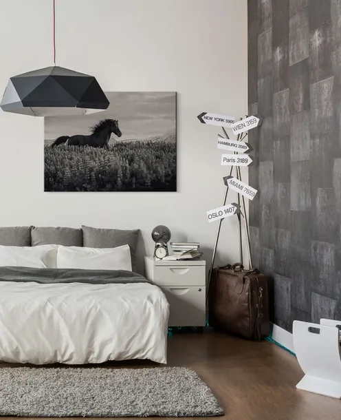 little-black-obraz-na-plotnie-80x60-cm-stan-nowy