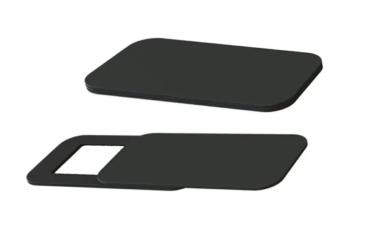 zaslepka-do-kamerki-laptopa