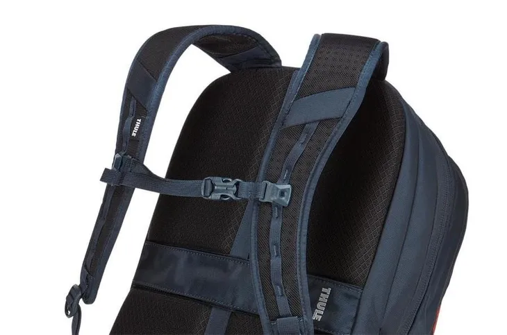 thule-subterra-backpack-30l-stan-nowy