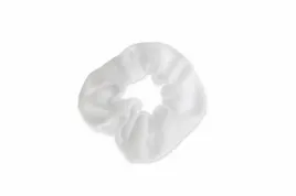 biala-gumka-frotka-do-wlosow-scrunchies