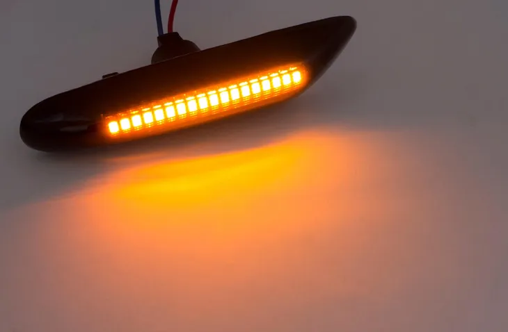 dynamic-kierunkowskazy-led-bmw-e46-e87-e90-e60-x3-strona-zabudowy-prawe-boczne-lewe-boczne