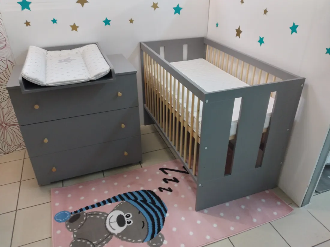 zestaw-paula-lozeczko-komoda-z-przewijakiem-popiel-grafit