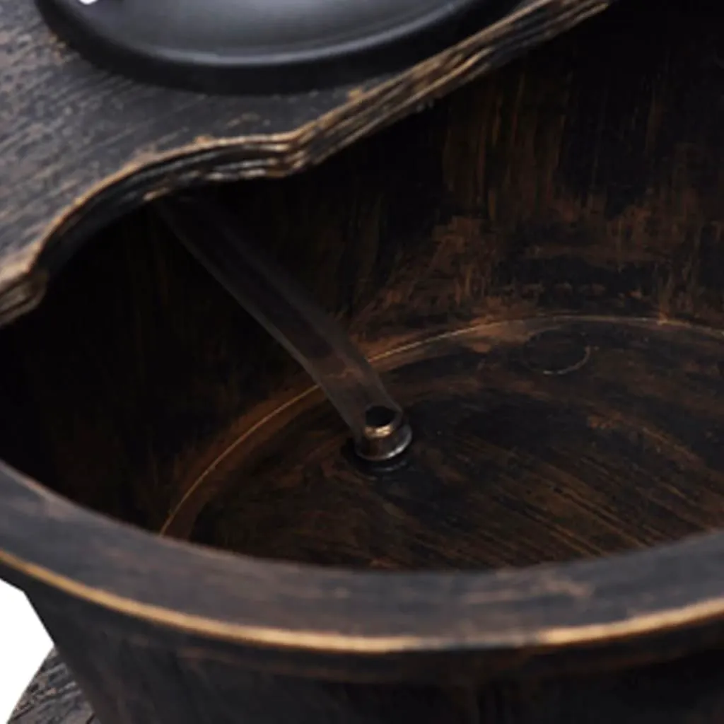 fontanna-w-formie-studni-z-pompa