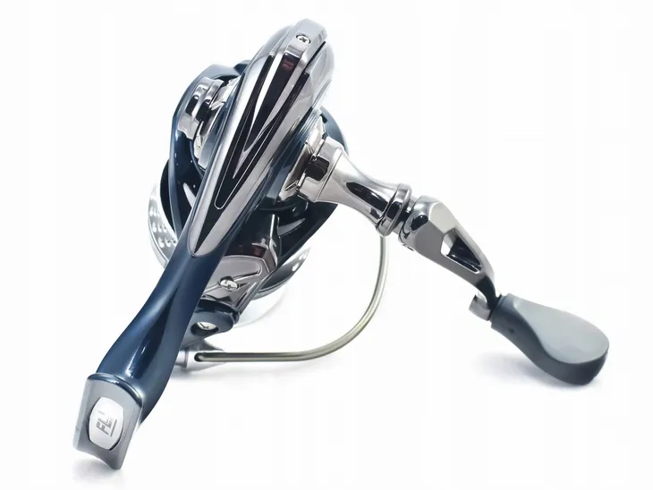 kolowrotek-fl-arer-pro-spin-ap2000-model-80127-stan-nowy